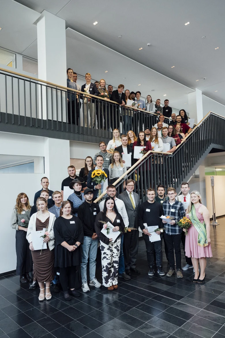 Gruppenfoto der Jahrgangsbesten 2026